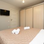 Трёхместный и более (Милк шейк), Апартаменты Home24 на Верхне-Пролетарской 7