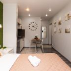 Двухместный (Грин Грасс), Апартаменты Home24 на Верхне-Пролетарской 7