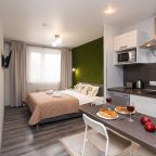 Двухместный (Грин Грасс), Апартаменты Home24 на Верхне-Пролетарской 7