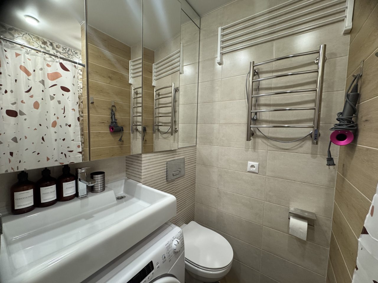 Квартира (Рядом с метро 