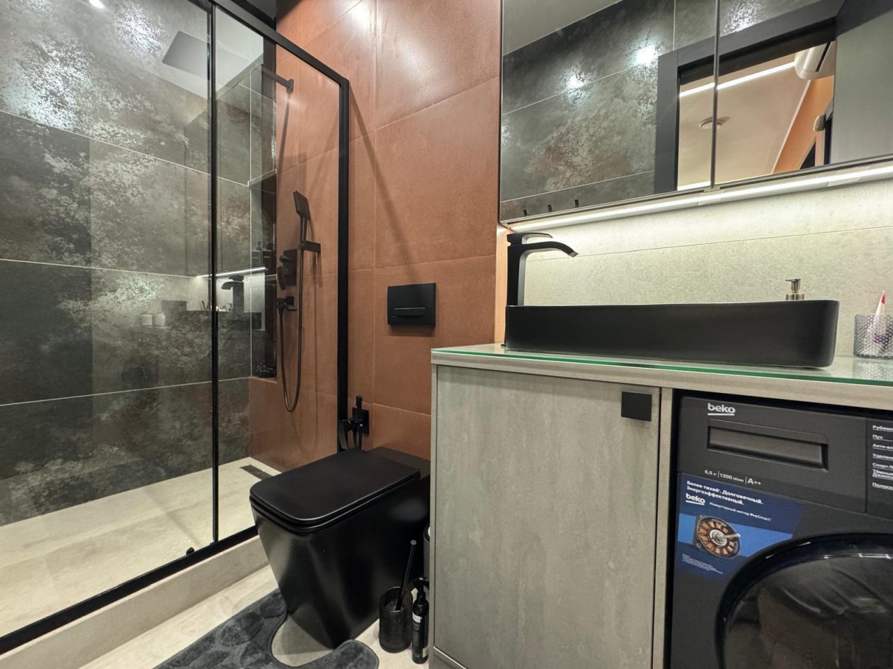 Коттедж (Загородная вилла в лесу), Загородная вилла в лесу