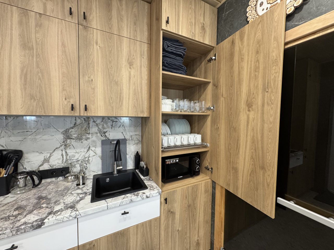 Двухместный (Дом-баня вдали от городской суеты), Загородная вилла в лесу