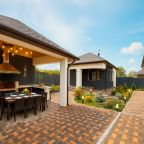 Двухместный (Дом-баня вдали от городской суеты), Загородная вилла в лесу