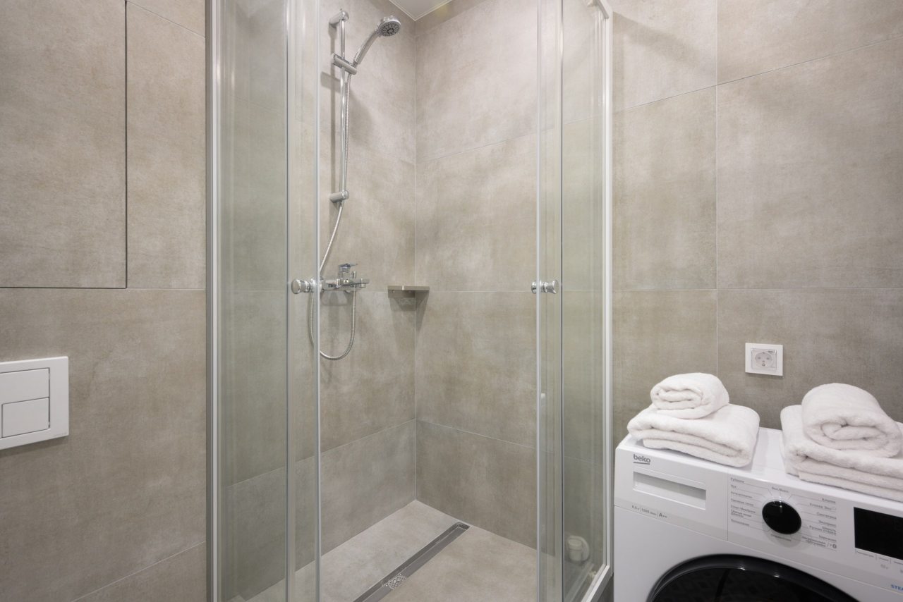 Душевая кабина