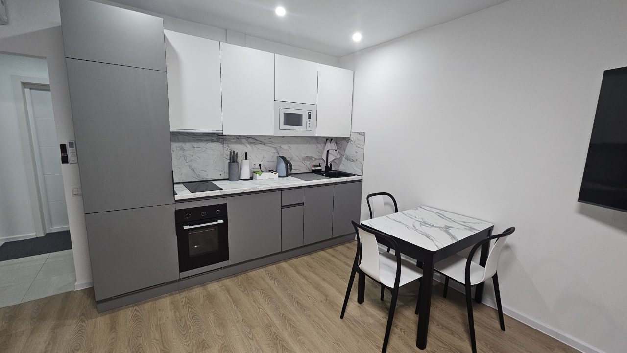 Кухня и обеденная зона