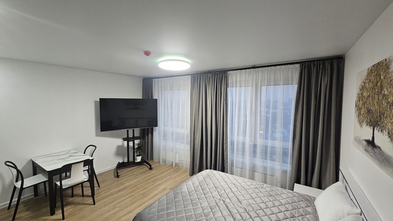 Спальное место и обеденная зона