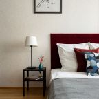 Апартаменты (Квартира на 8-ой Советской), Апартаменты На 8-ой Советской