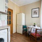 Апартаменты (Квартира на 8-ой Советской), Апартаменты На 8-ой Советской