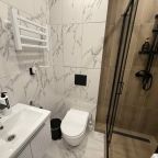 Апартаменты (Студия с балконом 2-17-21Ак1), Апартаменты МореСолнцеАпарт в ЖК Море