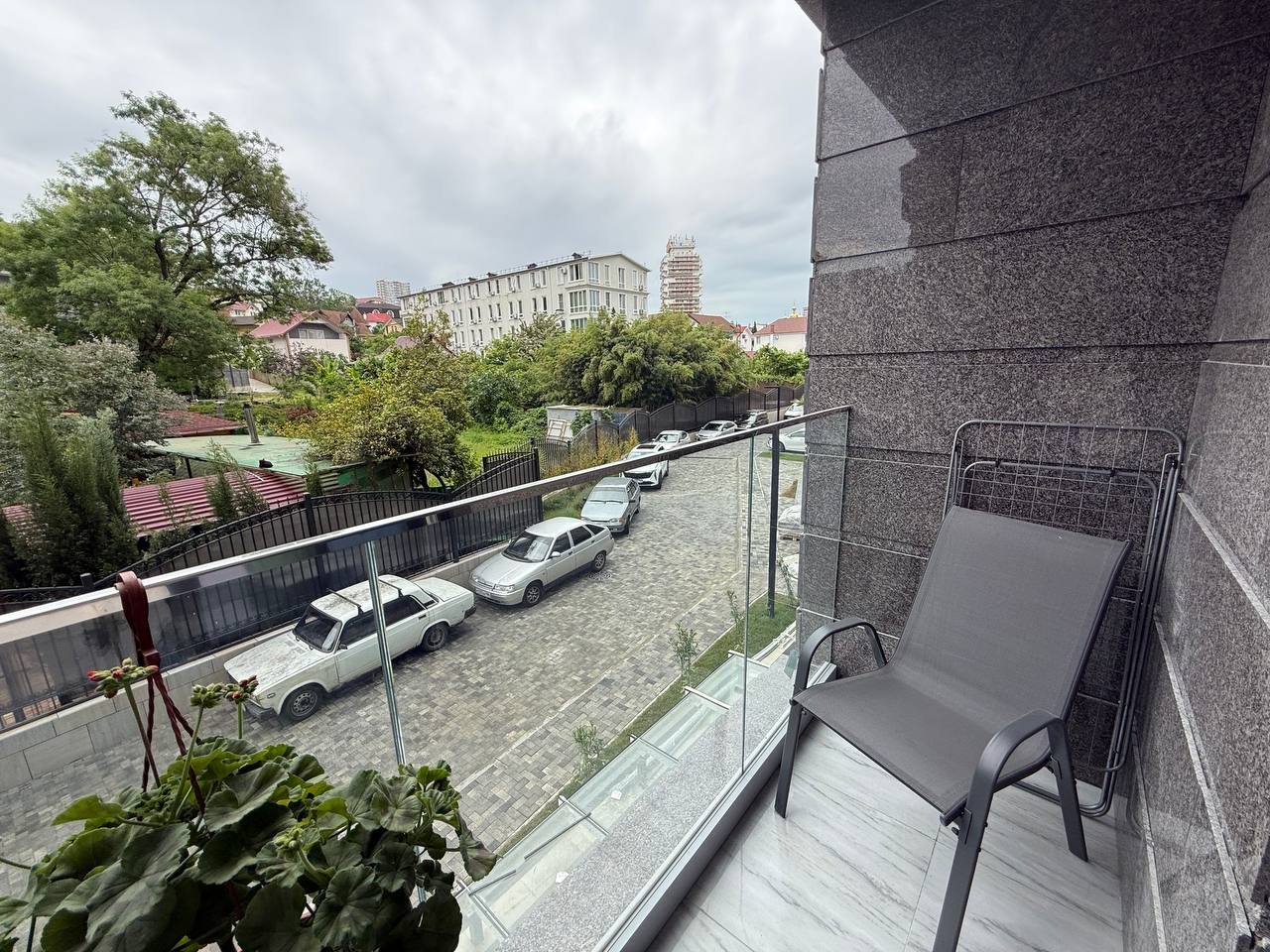 Апартаменты (Студия с балконом 2-17-21Ак1), Апартаменты МореСолнцеАпарт в ЖК Море