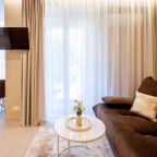 Апартаменты (Апартаменты с балконом 3-35-21Ак1), Апартаменты МореСолнцеАпарт в ЖК Море