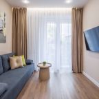 Апартаменты (Апартаменты с балконом 3-46-21Ак1), Апартаменты МореСолнцеАпарт в ЖК Море