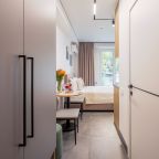 Апартаменты (Студия с балконом 4-64-21Ак2), Апартаменты МореСолнцеАпарт в ЖК Море