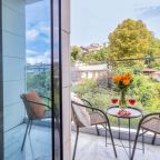 Апартаменты (Студия с балконом 4-64-21Ак2), Апартаменты МореСолнцеАпарт в ЖК Море