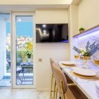 Апартаменты (Студия с балконом 10-145-21Ак2), Апартаменты МореСолнцеАпарт в ЖК Море