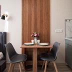 Обеденный стол