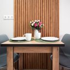 Обеденный стол