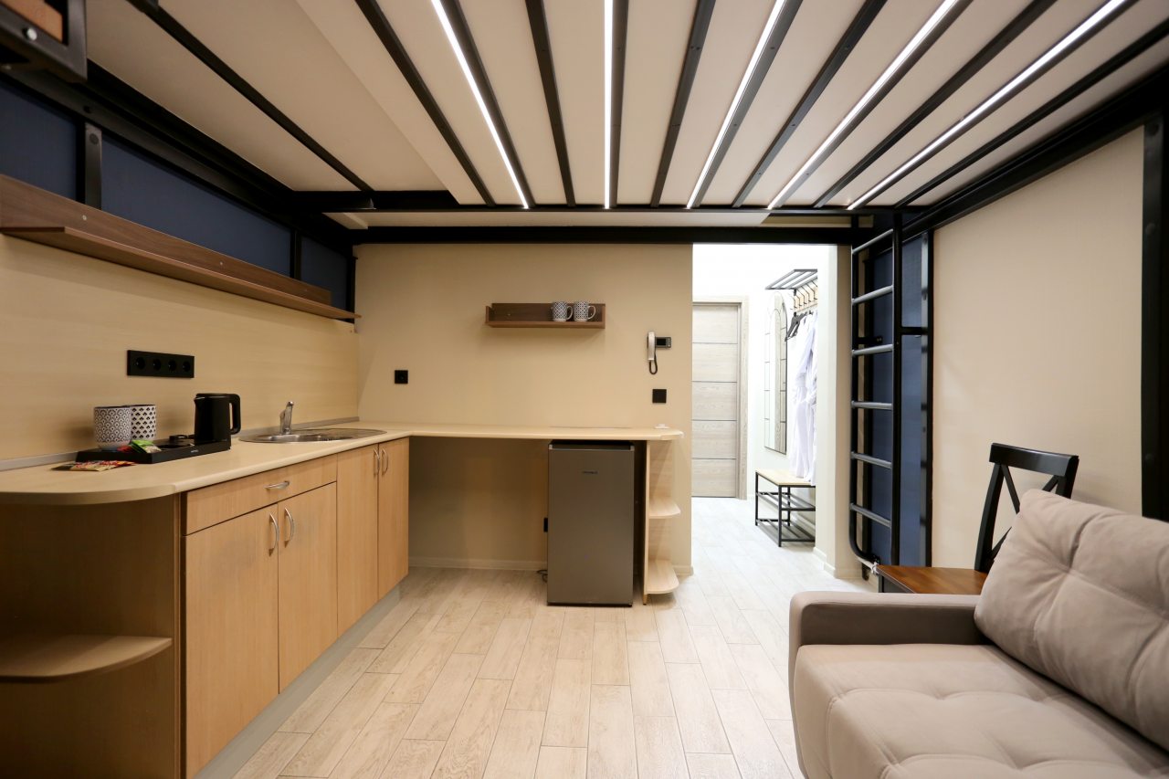 Трехместный (Студия), Гостиница САМПО