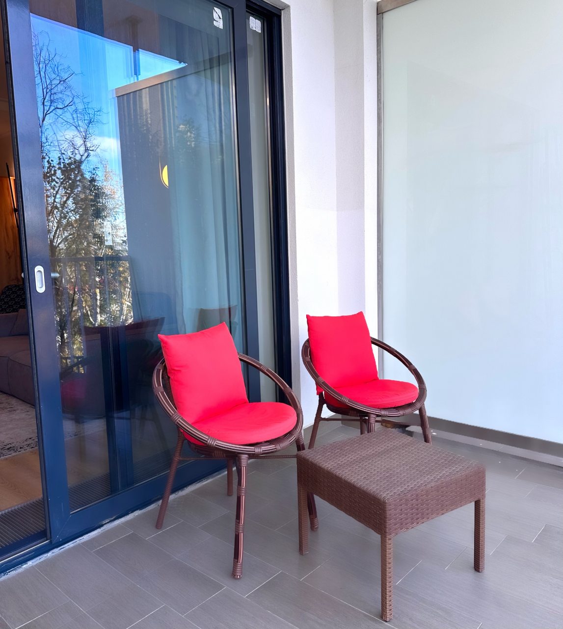 Апартаменты (Апартаменты семейные), Апартаменты Комфорт Актер Гэлакси