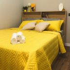 Удобная двухспальная кровать