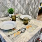 Трёхместный и более, Апартаменты Шершнева 5