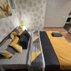 Трёхместный и более, Апартаменты Шершнева 5