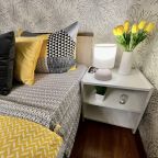 Трёхместный и более, Апартаменты Шершнева 5