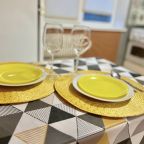 Трёхместный и более (Гостенская 7), Апартаменты Гостенская 7