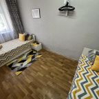 Трёхместный и более (Чумочева 34), Апартаменты Чумичева 34