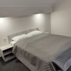 Трёхместный и более (Номер 8), Гостиница Россия