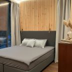 Апартаменты (Натури), Отель Озеро Белых Лилий