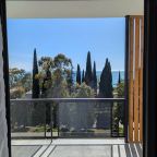 Трёхместный и более (Четырехместный стандарт), Отель Black Sea