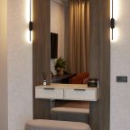 De Luxe, Отель Шафран