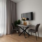 Поздний отъезд, Апартаменты Knokey Новоостаповская