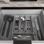 Поздний отъезд, Апартаменты Knokey Новоостаповская