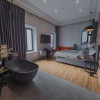 De Luxe (Делюкс с ванной в номере), Отель Шурале