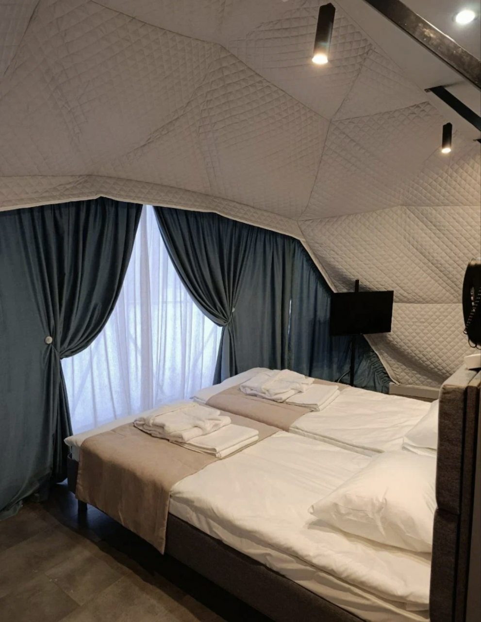 Двухместный (Глэмп), Загородный отель Breytovo Village