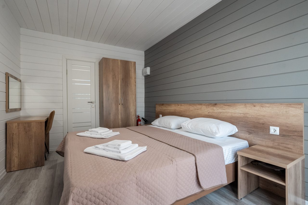 Двухместный (Стандартный номер с выходом на бассейн), База отдыха Green Village