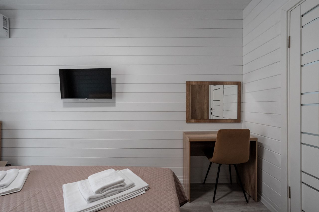 Двухместный (Стандартный номер с выходом на бассейн), База отдыха Green Village