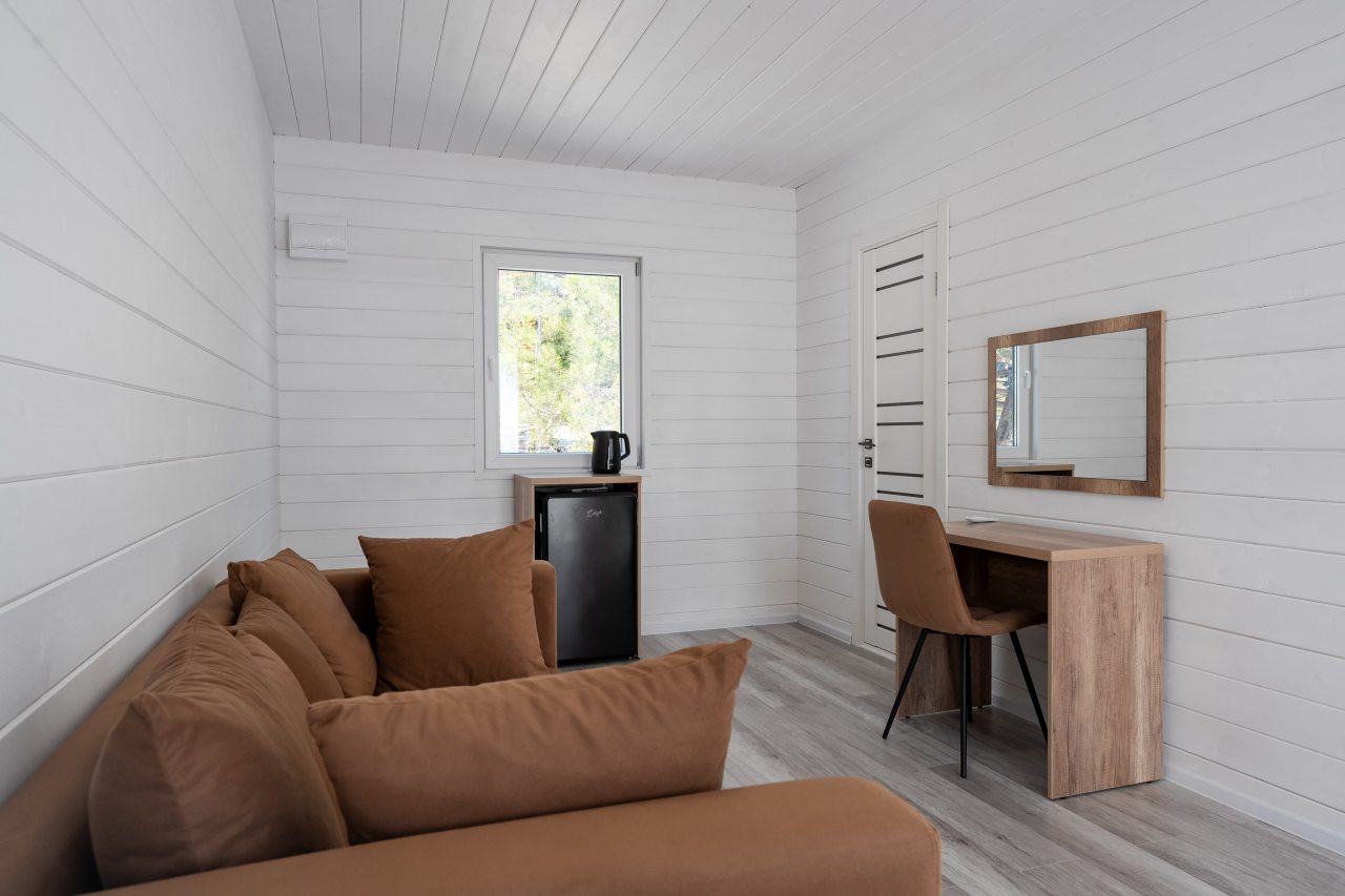 Четырехместный (Двухкомнатный номер с выходом на бассейн), База отдыха Green Village