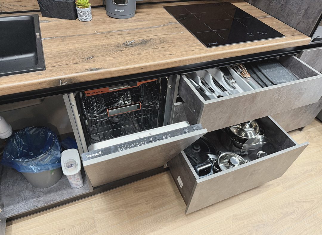 Шестиместный (Квартира Happy People в МФК Тропарёво парк), Апартаменты Happy People в МФК Тропарёво парк