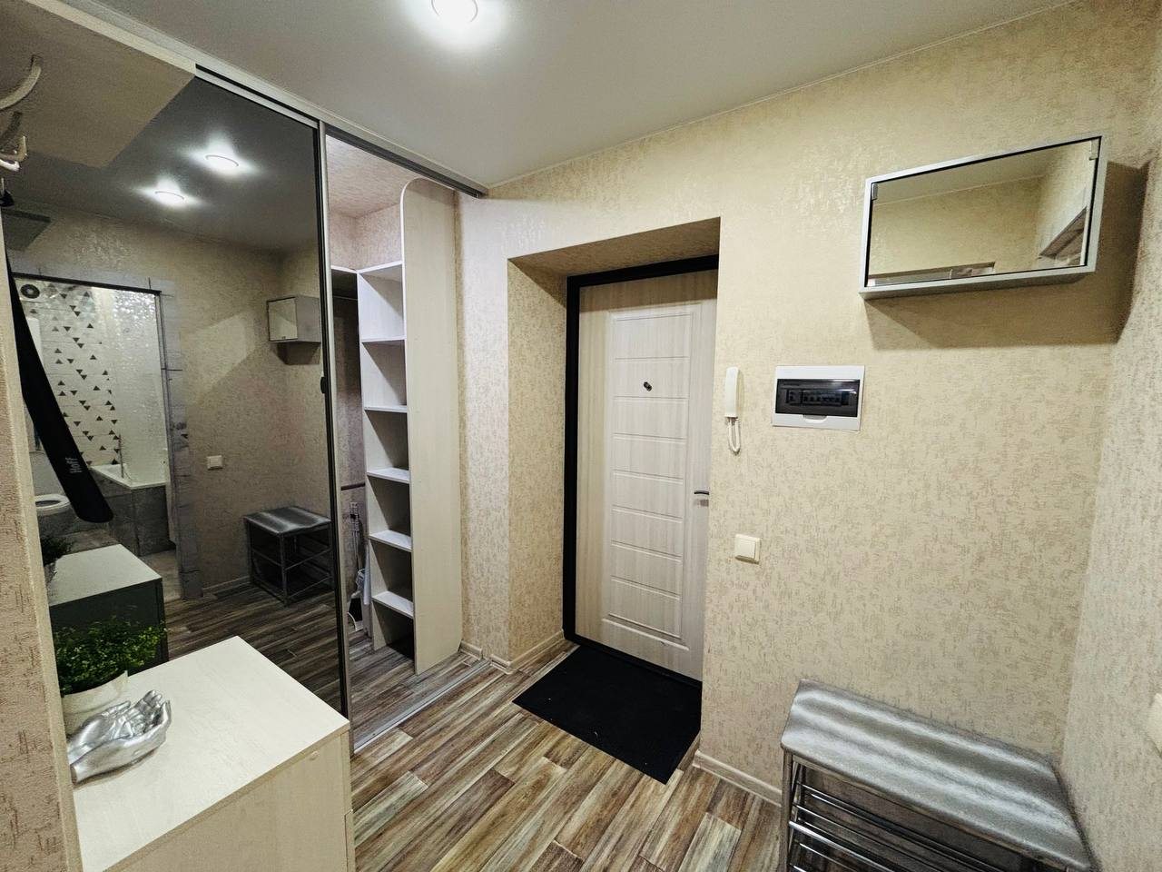 Апартаменты (Там где уютно ну ул.Левина 8), Апартаменты Там где уютно на Левина 8