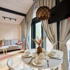 Дом (FOREST HYGGE ДОМ C BBQ ПАТИО), Загородный отель Эмбиент парк