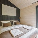 Дом (FOREST HYGGE ДОМ C BBQ ПАТИО), Загородный отель Эмбиент парк