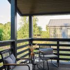 Дом (ВИЛЛА С САУНОЙ И BBQ PARTY ЗОНОЙ), Загородный отель Эмбиент парк