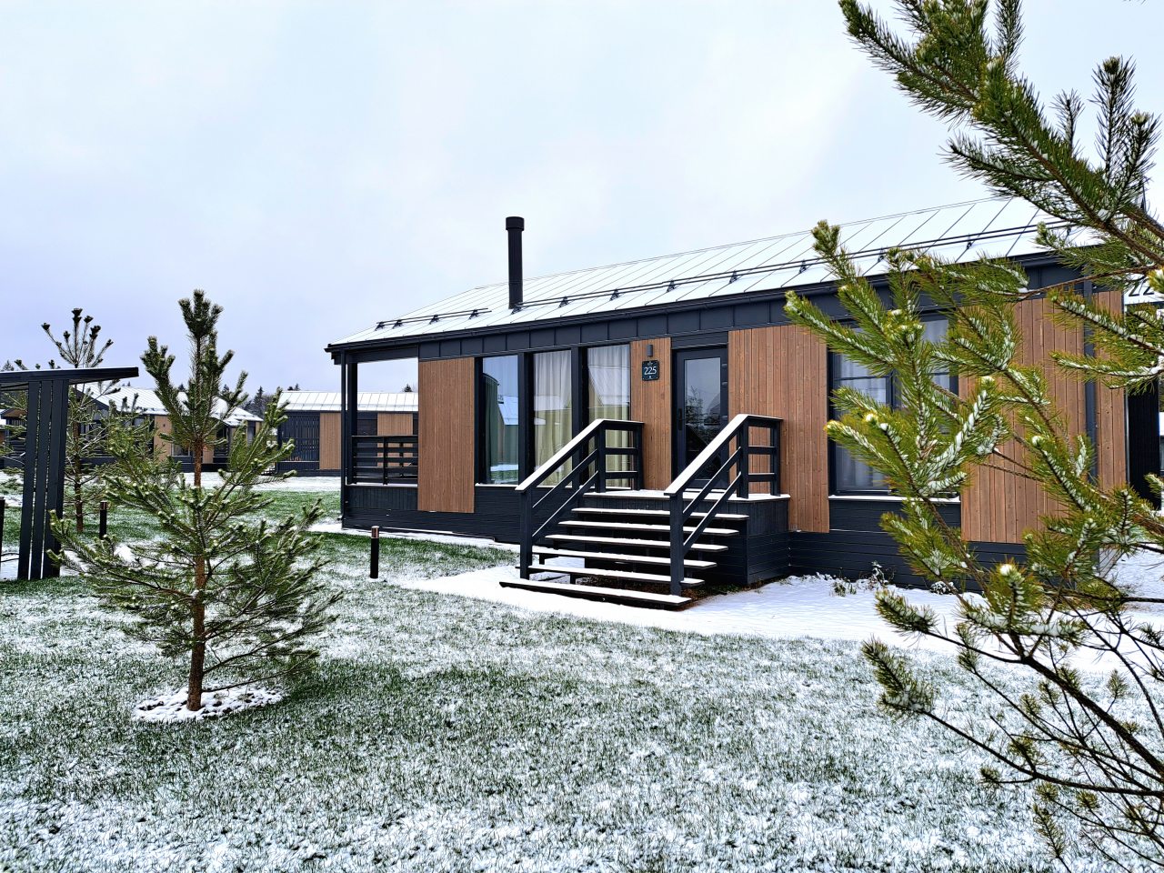 Вилла (СЕМЕЙНАЯ ВИЛЛА С BBQ PARTY ЗОНОЙ), Загородный отель Эмбиент парк