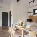 Вилла (СЕМЕЙНАЯ ВИЛЛА С BBQ PARTY ЗОНОЙ), Загородный отель Эмбиент парк