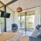 Дом (FOREST BBQ PARKLANE RESIDENCE), Загородный отель Эмбиент парк