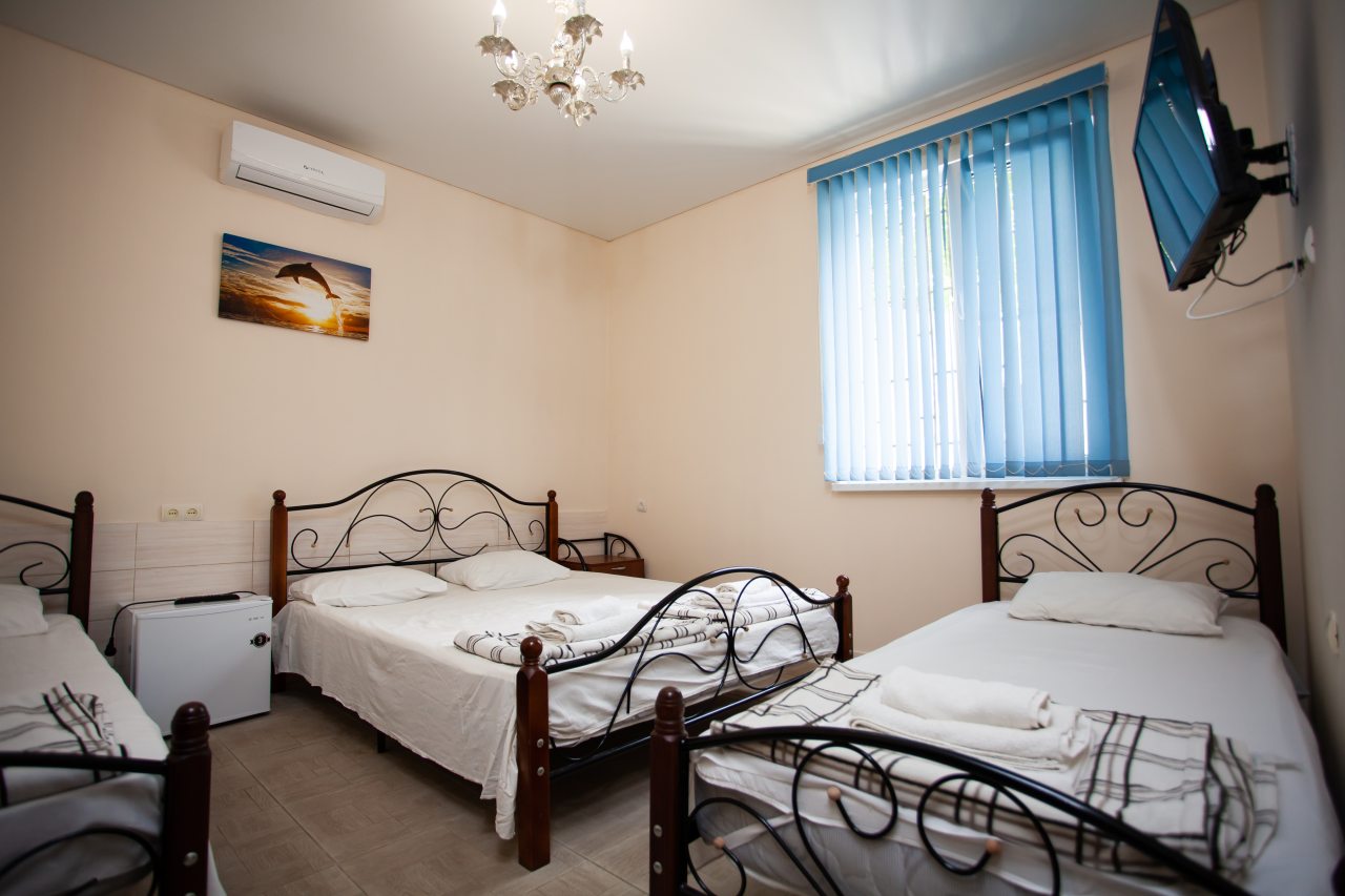 Трёхместный и более (Трехместный стандарт), Гостевой дом АннаСария