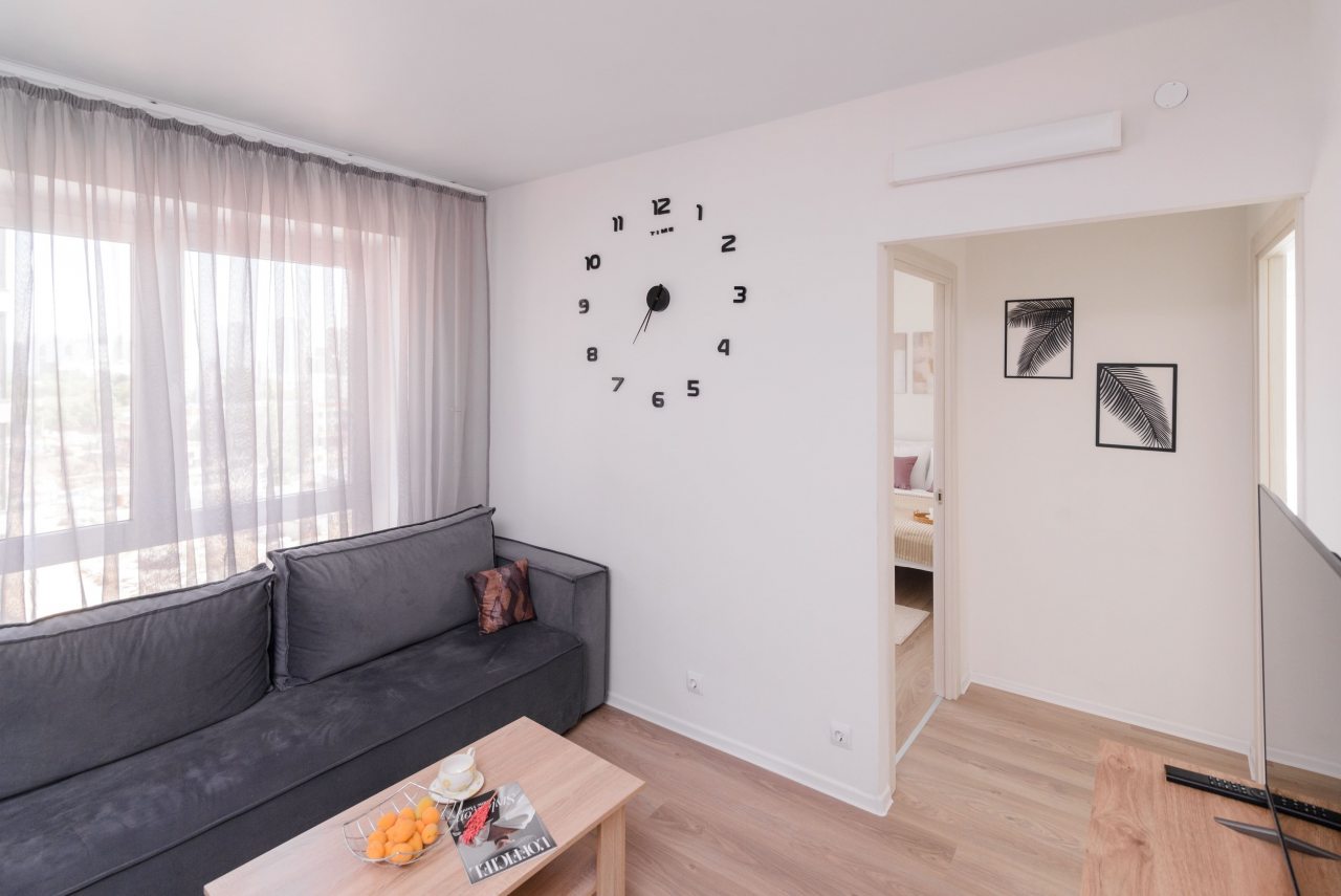 Апартаменты (Евротрешка VV Apart на Люблинской 74к3), Апартаменты VV Apart на Люблинской 74к3